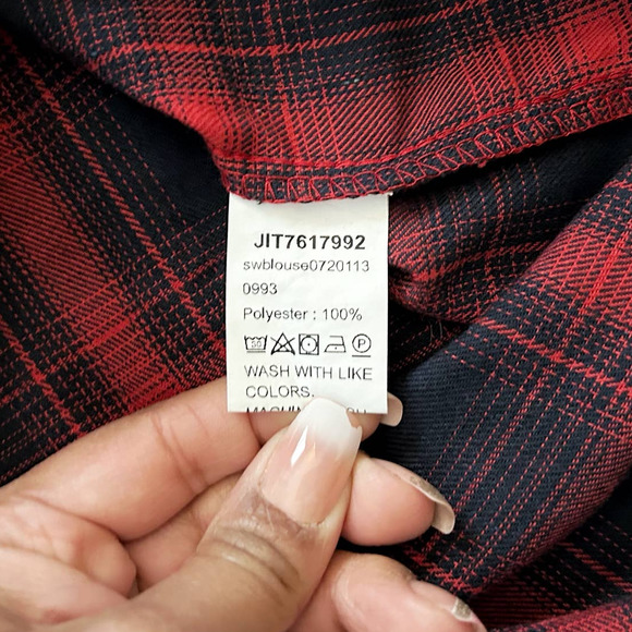 🛍️ SHEIN Red Black Checkered Button-Down Womens Size XS - Picture 4 of 7